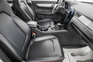 Лифтбек JAC J7 2023 года, 1699000 рублей, Барнаул