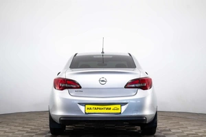 Седан Opel Astra 2012 года, 789000 рублей, Пермь
