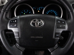 Внедорожник Toyota Land Cruiser 2008 года, 2820000 рублей, Тюмень