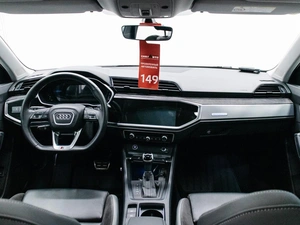Внедорожник Audi Q3 2021 года, 4145000 рублей, Красноярск
