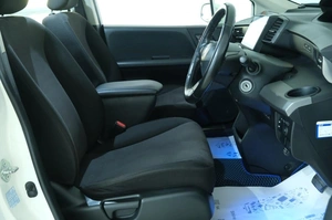Минивэн Honda Freed 2010 года, 1159000 рублей, Омск