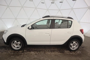 Хэтчбек Renault Sandero 2021 года, 1295000 рублей, Орёл