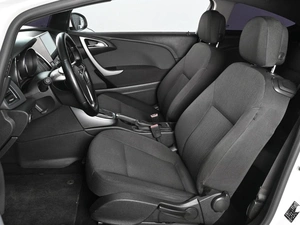 Хетчбэк Opel Astra GTC 2013 года, 940000 рублей, Аксай