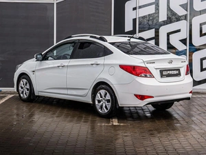 Седан Hyundai Solaris 2014 года, 1050000 рублей, Краснодар