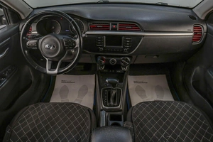 Хетчбэк Kia Rio X-Line 2019 года, 1519000 рублей, Челябинск