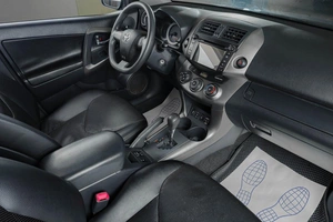 Внедорожник Toyota RAV4 2012 года, 1729000 рублей, Тюмень