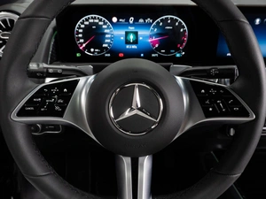 Внедорожник Mercedes-benz GLB-класс 2025 года, 6569000 рублей, Тюмень