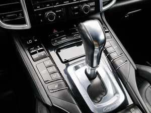 Внедорожник Porsche Cayenne 2012 года, 2099000 рублей, Большой Сочи