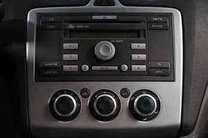 Хетчбэк Ford Focus 2005 года, 599000 рублей, Новосибирск