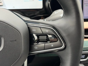 Внедорожник Geely Monjaro 2023 года, 3149000 рублей, Ижевск