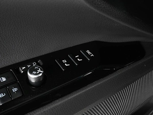 Седан Toyota Camry 2023 года, 3349000 рублей, Ростов-на-Дону