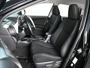 Внедорожник Toyota RAV4 2017 года, 2269000 рублей, Ростов-на-Дону