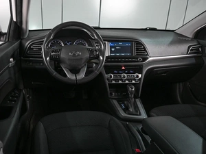 Седан Hyundai Elantra 2019 года, 1729000 рублей, Ростов-на-Дону