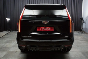Внедорожник Cadillac Escalade-V 2022 года, 17999000 рублей, Красноярск