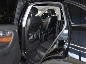 Внедорожник Infiniti QX70 2013 года, 2949000 рублей, Санкт-Петербург