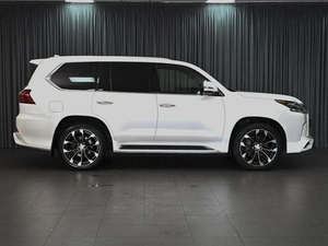 Внедорожник Lexus LX 2018 года, 8589000 рублей, Ставрополь