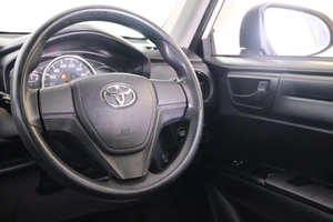 Универсал Toyota Corolla Fielder 2016 года, 1249000 рублей, Омск