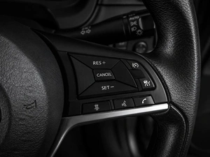 Хетчбэк Nissan Note 2017 года, 1177000 рублей, Тюмень