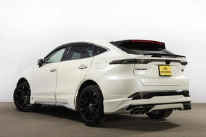 Внедорожник Toyota Harrier 2022 года, 4799000 рублей, Новосибирск