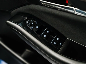 Хетчбэк Mazda 3 2019 года, 1699000 рублей, Красноярск