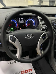 Седан Hyundai Elantra 2015 года, 1187000 рублей, Солонцы