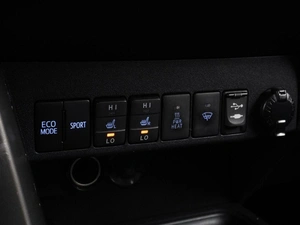 Внедорожник Toyota RAV4 2014 года, 2339000 рублей, Воронеж