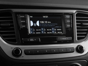 Седан Hyundai Solaris 2017 года, 1128000 рублей, Тюмень