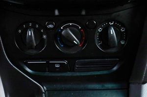 Хетчбэк Ford Focus 2012 года, 569000 рублей, Челябинск