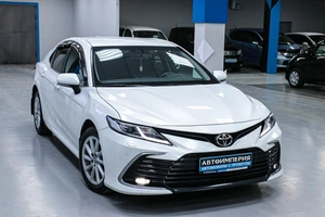 Седан Toyota Camry 2021 года, 3133000 рублей, Солонцы