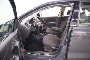 Седан Volkswagen Polo 2017 года, 1350000 рублей, Брянск