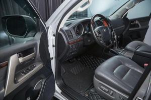 Внедорожник Toyota Land Cruiser 2010 года, 3200000 рублей, Красноярск