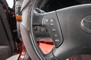Седан Toyota Avensis 2005 года, 789000 рублей, Барнаул