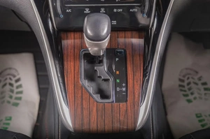 Внедорожник Toyota Harrier 2017 года, 2419000 рублей, Томск