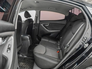 Седан Hyundai Elantra 2014 года, 1050000 рублей, Красноярск