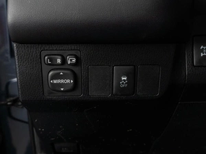 Внедорожник Toyota RAV4 2013 года, 2109000 рублей, Тюмень