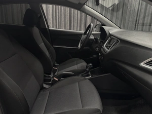 Седан Hyundai Solaris 2021 года, 1479000 рублей, Красноярск