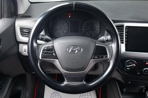 Седан Hyundai Solaris 2018 года, 1049000 рублей, Оренбург