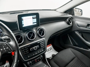 Хетчбэк Mercedes-benz A-класс 2013 года, 1500000 рублей, Красноярск