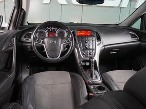 Хетчбэк Opel Astra 2011 года, 729000 рублей, Воронеж