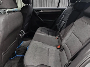 Хетчбэк Volkswagen Golf 2013 года, 1185000 рублей, Красноярск