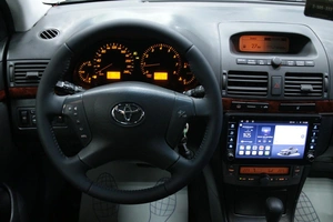Универсал Toyota Avensis 2004 года, 838000 рублей, Солонцы