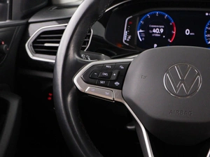 Лифтбек Volkswagen Polo 2020 года, 1786444 рублей, Москва