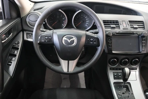 Седан Mazda 3 2009 года, 969000 рублей, Омск