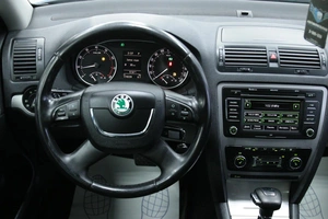 Универсал Skoda Octavia 2012 года, 1048000 рублей, Солонцы