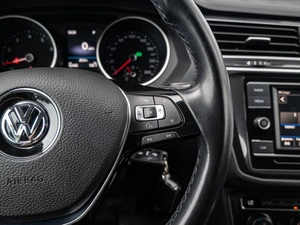 Внедорожник Volkswagen Tiguan 2018 года, 2720000 рублей, Краснодар