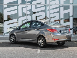 Седан Hyundai Solaris 2014 года, 960000 рублей, Краснодар