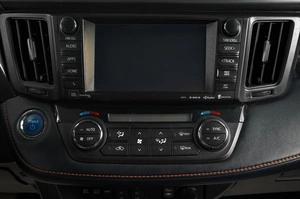 Внедорожник Toyota RAV4 2018 года, 2949000 рублей, Тюмень