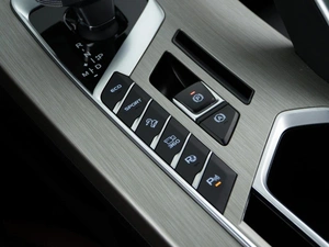 Внедорожник Geely Coolray 2023 года, 2063444 рублей, Москва