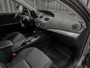Седан Mazda 3 2012 года, 770000 рублей, Красноярск