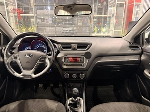 Седан Kia Rio 2017 года, 1140000 рублей, Орёл